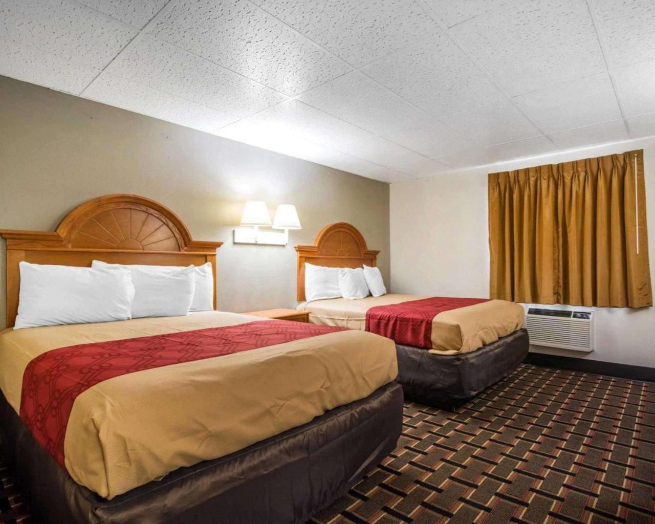 Econo Lodge Ню Палц Екстериор снимка
